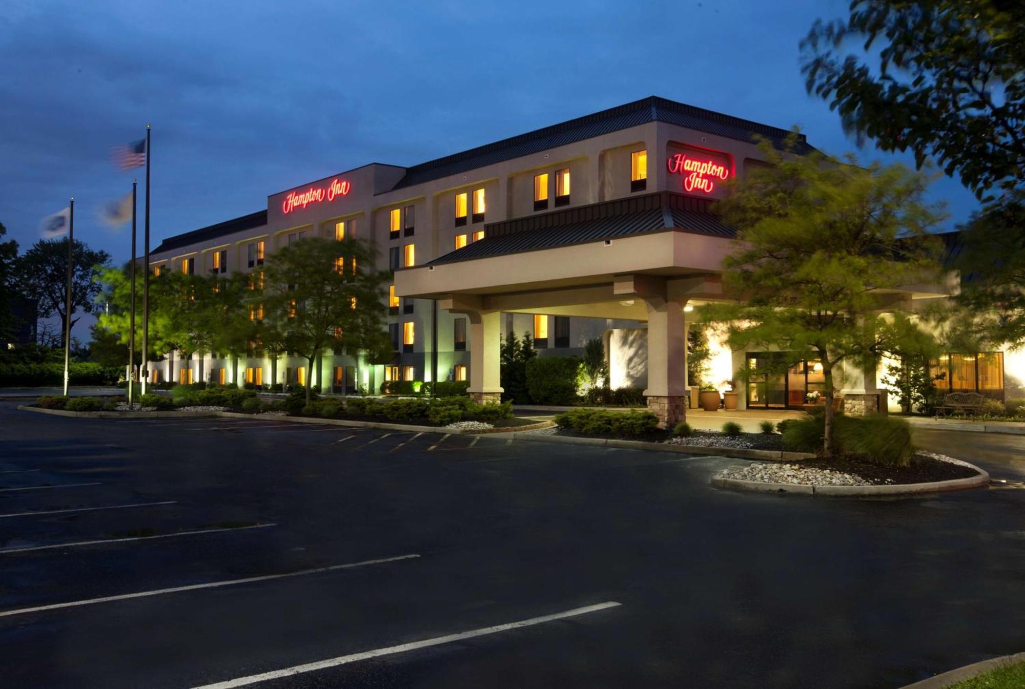 Hampton Inn Woodbridge Eksteriør billede